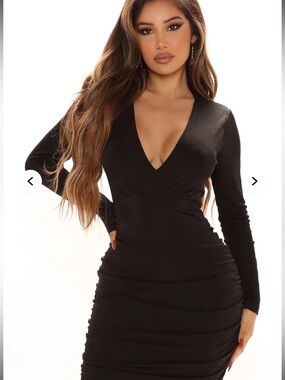 Fashion Nova “Ode To Chic” Long-Sleeve V-Neck Bodycon Dress